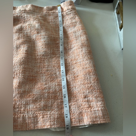 Banana Republic Salmon Tweed Lined Pencil Skirt. Size 0. - Picture 9 of 9